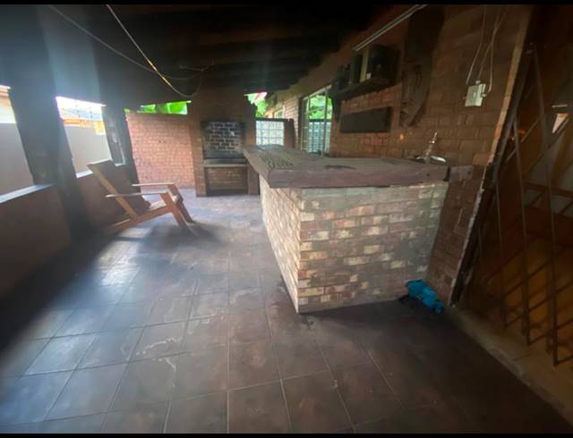 3 BEDROOM TOWNHOUSE FOR SALE IN AERORAND